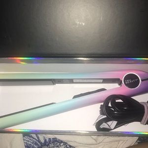 Colorful straighter,used twice but good condition